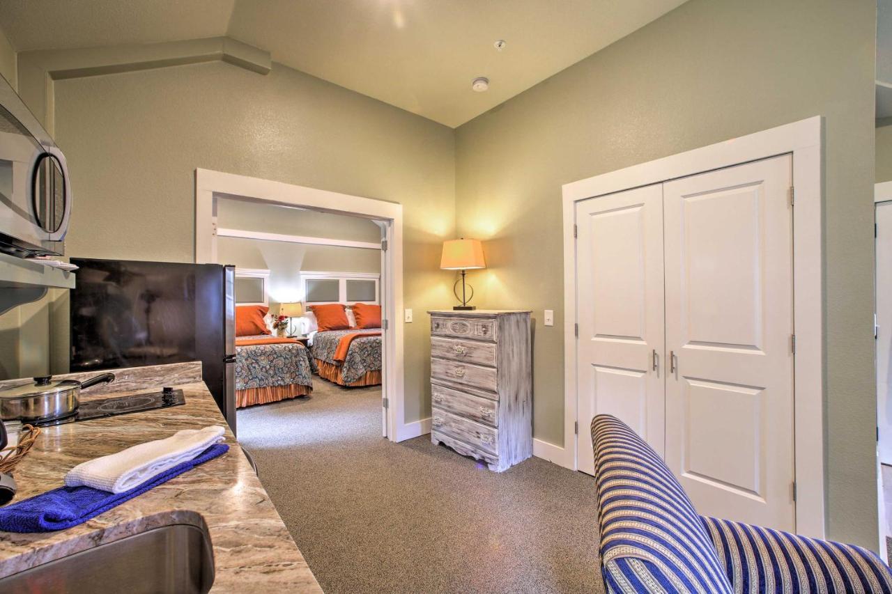 Branson Cottage With Pool Access About 2 Mi To The Strip Eksteriør bilde